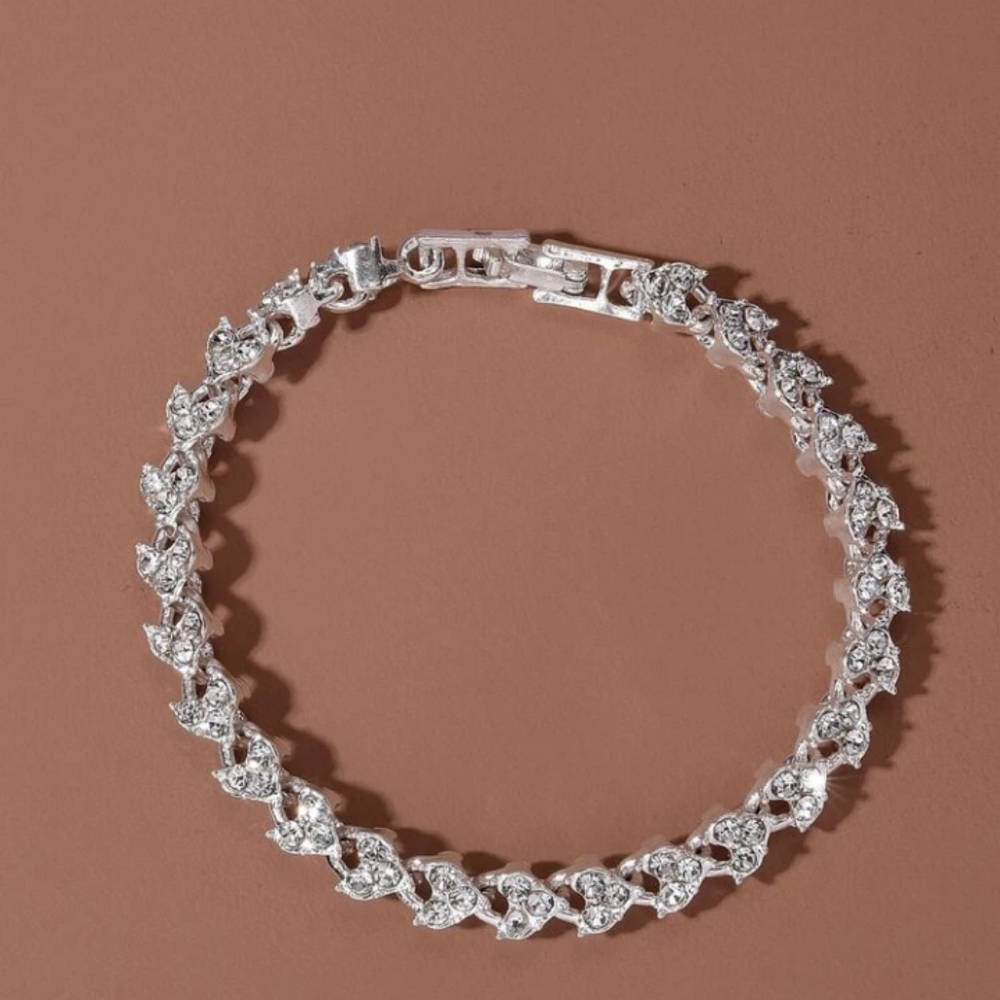 Silver hearts tennis bracelet - Picture 2 of 2